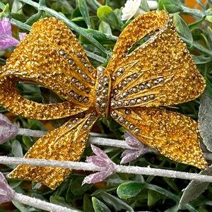 Precious Corocraft Gold and Crystal Rhinestone Bow Brooch